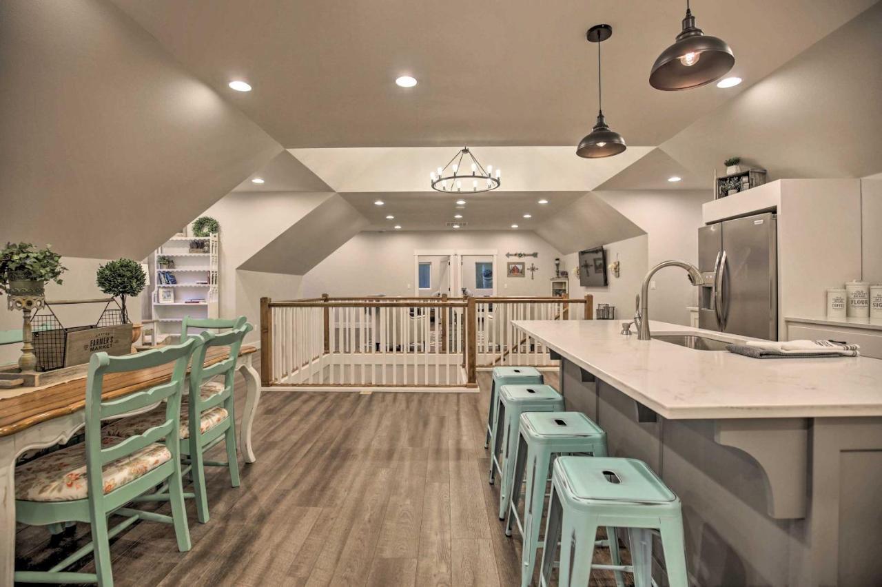 Chic Farmhouse With Creek In Heart Of Wine Country! 麦克明维尔 外观 照片